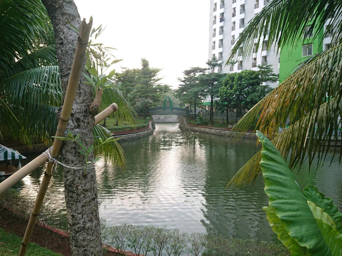 Hotel Green Lake View Just Sleep & Cozy Pondokcabe Hilir Exterior foto